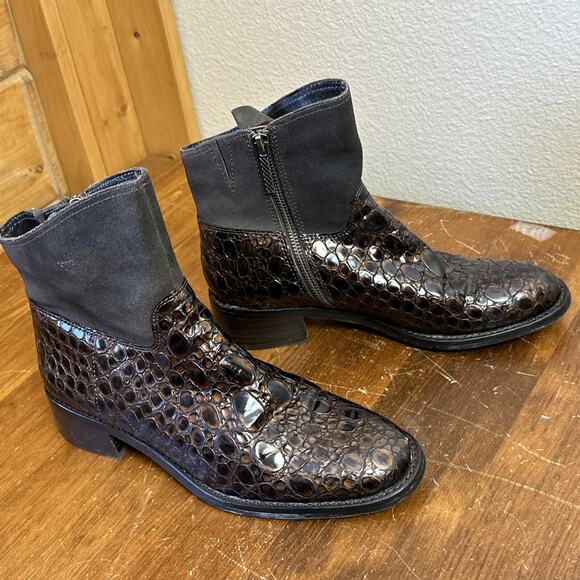 Donald J Pliner Zula Leather Croc Embossed Moto Boots Brown Size 8 M City Grunge - Picture 2 of 12